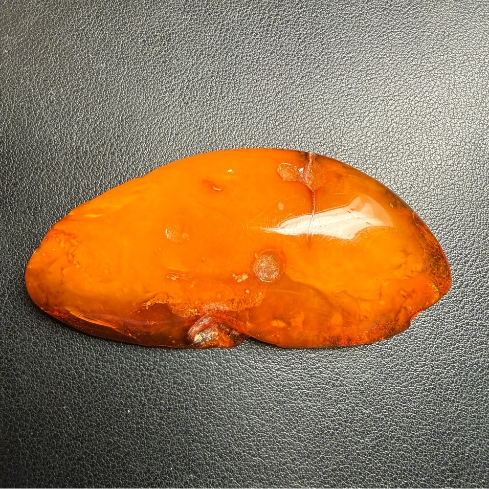 Large Vintage Raw Baltic Amber Brooch Egg Yolk Butterscotch 24 grams